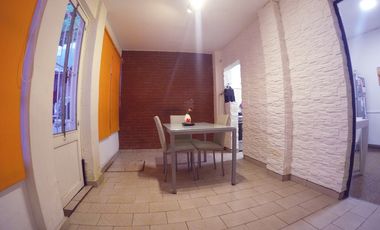 Casa Multifamiliar - Rodriguez Peña 2100