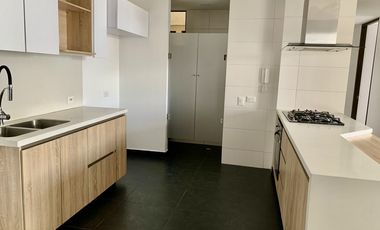 apartamento en venta en bosques de aranjuez. Cod V5835