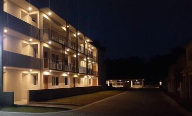 Dúplex con jardín en Saravi Village, Pilar