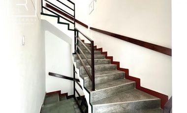 edificio en arriendo en alpujarrra. Cod A10665