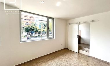 edificio en arriendo en alpujarrra. Cod A10665