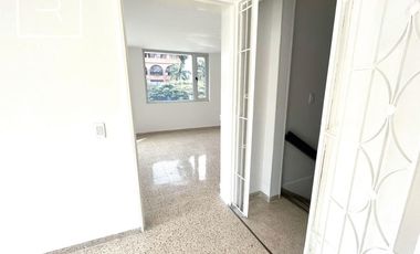 edificio en arriendo en alpujarrra. Cod A10665