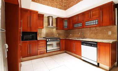 Residencia en venta en Morelia, Santa María