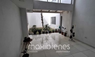 casa en arriendo en florida nueva. Cod A66063