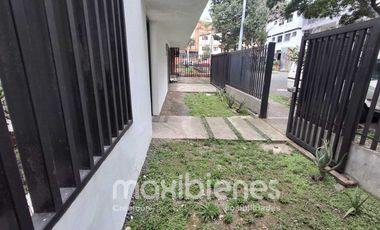 casa en arriendo en florida nueva. Cod A66063