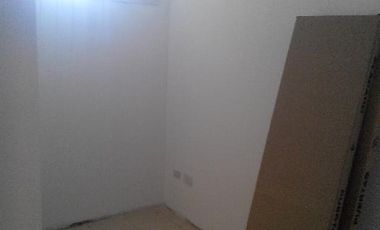 Departamento 3 AMB CON PATIO Y  cochera. tigre. tacuari 255. todo incluido(  no abona expensas. abl agua )