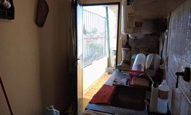 EN EL CENTRO DE SANTA TERESITA