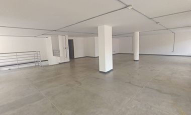 local en arriendo en el centro. Cod A124302