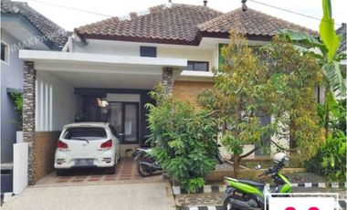 Rumah 1,5 Lantai Luas 184 di Tlogomas Dinoyo kota Malang