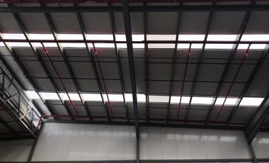 SE VENDE BODEGA EN COSTA DEL ESTE >>VIA PRINCIPAL<<