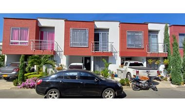Venta Casa remodelada en Condominio Arbore Jamundi