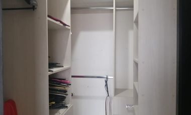 ALQUILO CASA DE 4 HABITACIONES EN NAPOLI