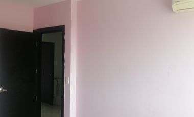 ALQUILO CASA DE 4 HABITACIONES EN NAPOLI