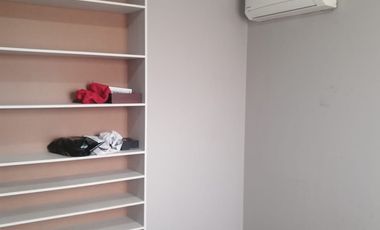 ALQUILO CASA DE 4 HABITACIONES EN NAPOLI