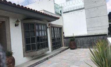 PRECIOSA CASA EN VENTA JARDINES EN LA MONTAÑA 4 RECAMARAS