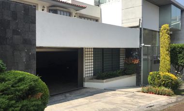 PRECIOSA CASA EN VENTA JARDINES EN LA MONTAÑA 4 RECAMARAS