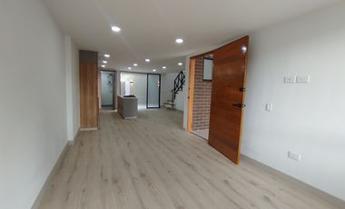 casa en arriendo/venta en retiro. Cod V215516