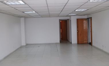 oficina en arriendo en suba centro. Cod A7033601