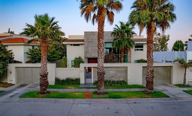 CASA DE LUJO CON VISTA PANORAMICA EN EL PALOMAR