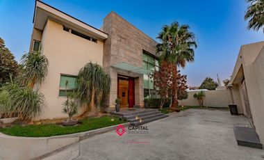 CASA DE LUJO CON VISTA PANORAMICA EN EL PALOMAR