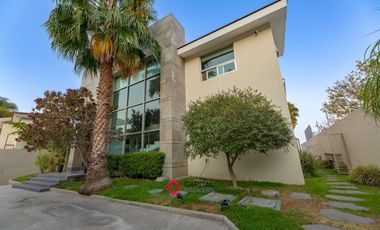 CASA DE LUJO CON VISTA PANORAMICA EN EL PALOMAR