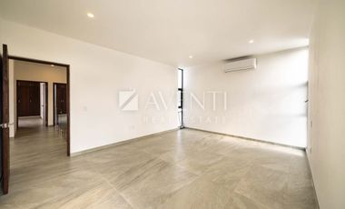 Casa en venta, Lagos del Sol Residencial, Cancún Quintana Roo.