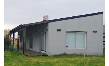 ALQUILER TEMPORARIO CASA EN CAMET NORTE 4 PERSONAS