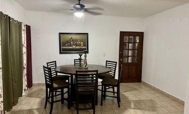 SE VENDE HERMOSA CASA EN LAS CUMBRES