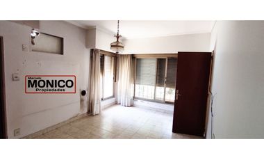 Venta casa más depto paso del rey centro