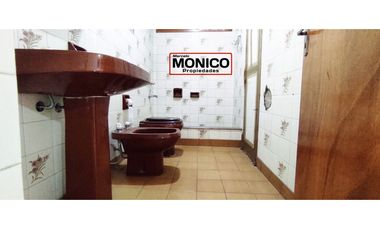 Venta casa más depto paso del rey centro