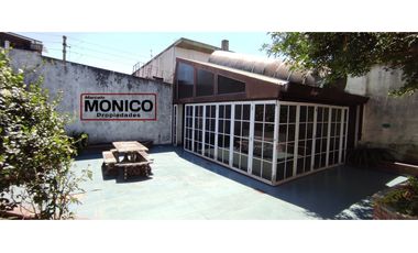 Venta casa más depto paso del rey centro