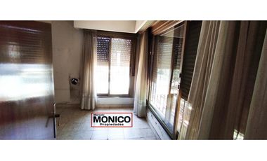 Venta casa más depto paso del rey centro