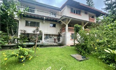 VENTA DE CASA DUPLEX, ALBROOK (4)