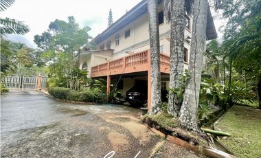 VENTA DE CASA DUPLEX, ALBROOK (4)