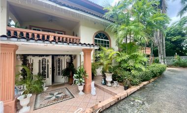 VENTA DE CASA DUPLEX, ALBROOK (4)
