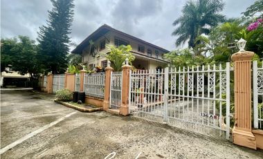 VENTA DE CASA DUPLEX, ALBROOK (4)