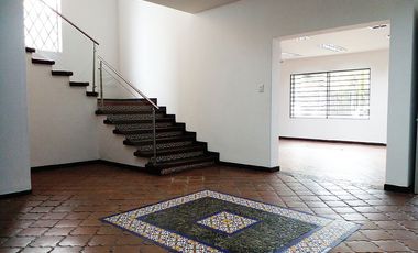 PR14004 Casa comercial en arriendo en el sector Santa María de los Ángeles