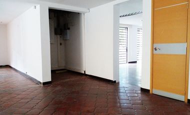 PR14004 Casa comercial en arriendo en el sector Santa María de los Ángeles