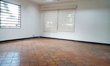 PR14004 Casa comercial en arriendo en el sector Santa María de los Ángeles