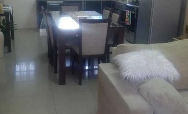 HERMOSO INMUEBLE, 1/2 CUADRA DEL INSTITUTO CONCORDIA