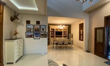 Rumah mewah full furnished bangunan Joglo di seputaran Umbulharjo