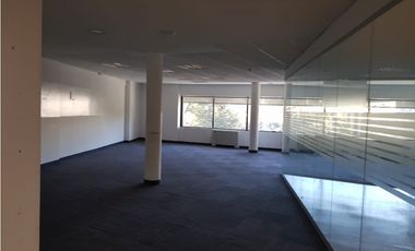 OFICINA EN VENTA EN LOMAS DE SAN ISIDRO