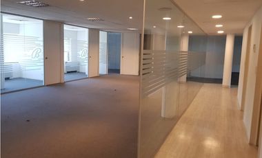 OFICINA EN VENTA EN LOMAS DE SAN ISIDRO