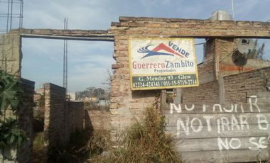 Lote de terreno en VENTA con mejoras, posee escritura e impuestos al día.