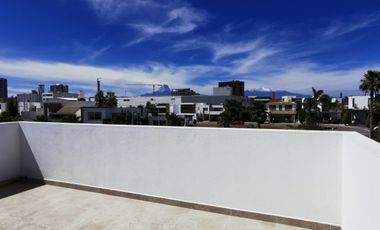 CASA EN VENTA EN RINCÓN DE LOS REYES