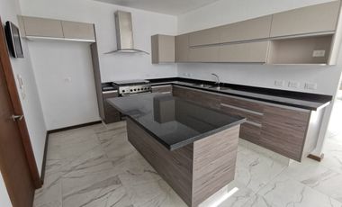CASA EN VENTA EN RINCÓN DE LOS REYES