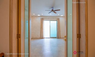 CASA DE LUJO EN LOS OLIVOS EN ZAPOPAN EN VENTA