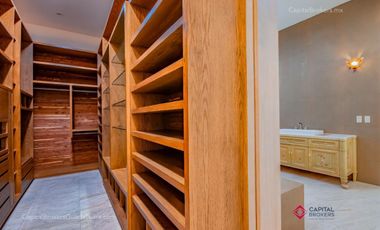 CASA DE LUJO EN LOS OLIVOS EN ZAPOPAN EN VENTA