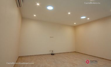 CASA DE LUJO EN LOS OLIVOS EN ZAPOPAN EN VENTA