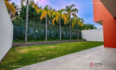 CASA DE LUJO EN LOS OLIVOS EN ZAPOPAN EN VENTA